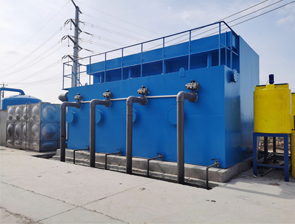 一體化凈水設(shè)備供應(yīng) 重力式、壓力式。